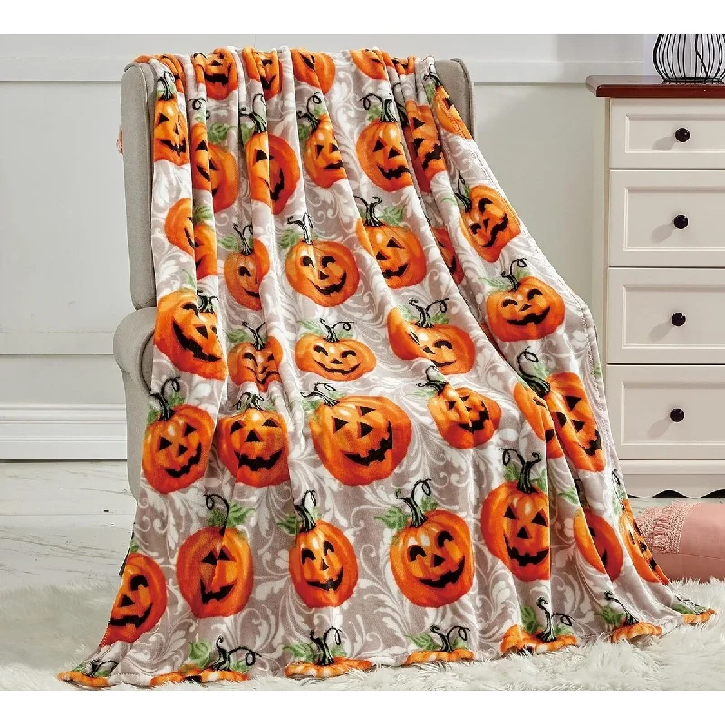 Decor&More Happy Halloween Microplush Throw Blanket (50 x 60inch) - Pumpkins