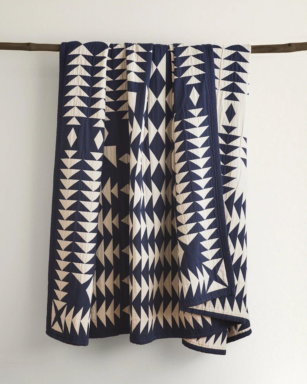 Midnight Nova Matelasse Coverlet