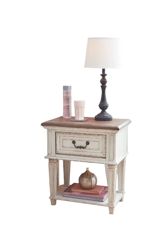 Realyn One Drawer Nightstand