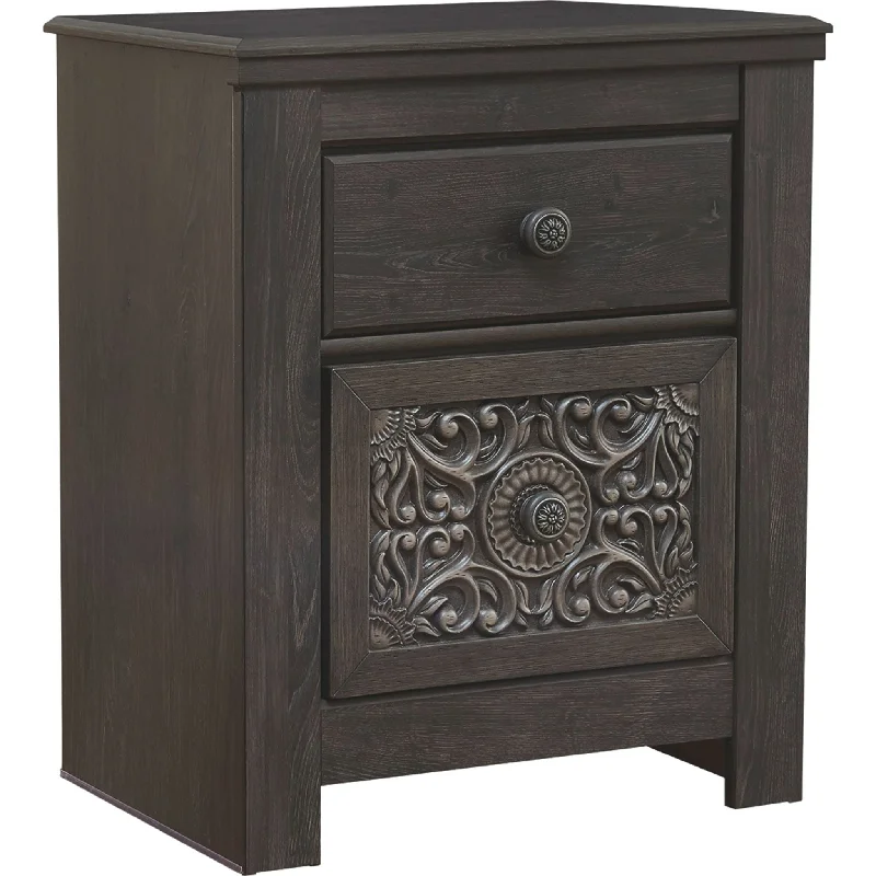 Paxberry Nightstand - Black